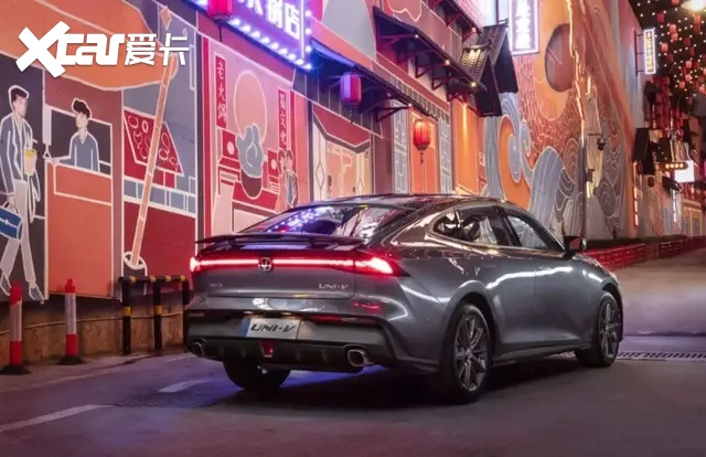 【e汽车】UNI-V入局，“KTV”组合助力长安中高端突围战进入新阶段