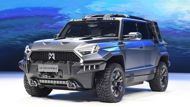 电动车越野不怕自燃？有四电机还要差速器，技术解析猛士SUV