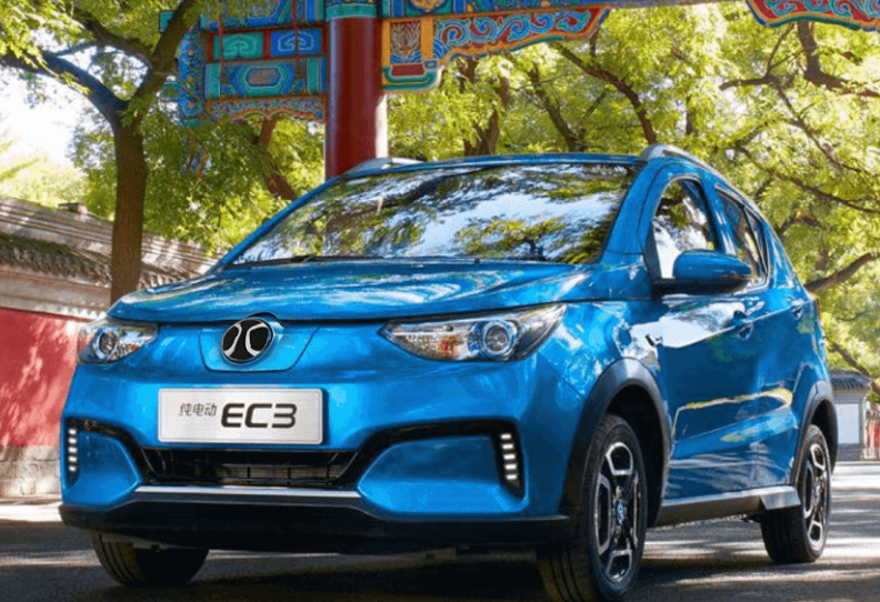 年轻人的新玩具，北汽新能源EC3震撼上市，续航超过300KM