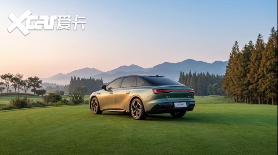 兼顾智能科技与家庭舒适,红旗天工07预售16.99万元起