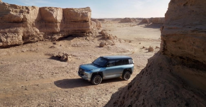 首款国产百万级新能源硬派SUV，仰望U8何以刺穿中国品牌天花板？