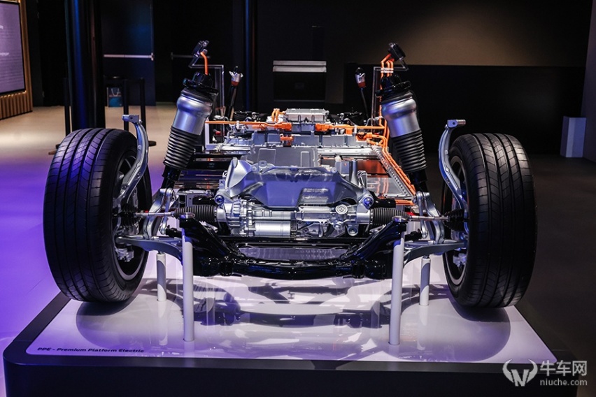 2024北京车展:10分钟补能260km，全新奥迪Q6L e-tron