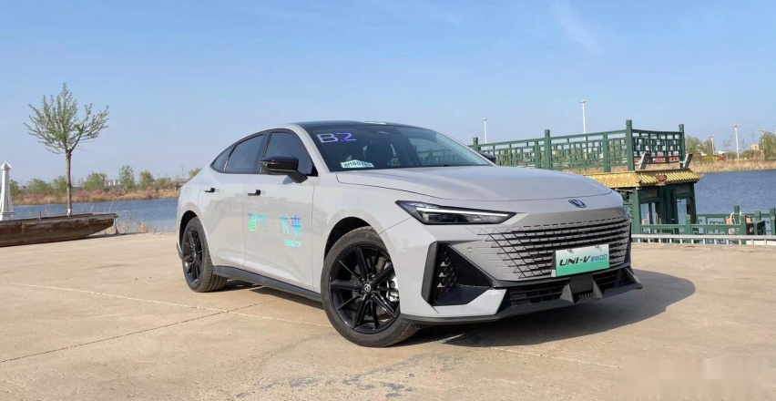 试驾长安UNI-V智电iDD：安全又节能，续航1100km拒绝里程焦虑