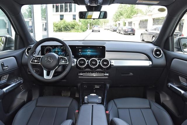 24万多入手一台奔驰七座SUV，香不香？