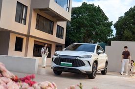 精打细算vs科技尝鲜：13万预算买比亚迪还是零跑？