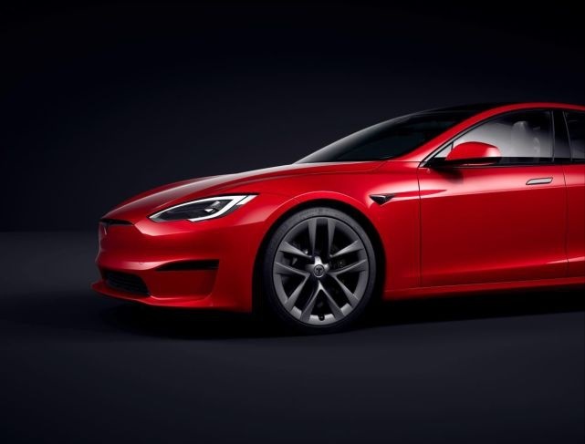 为效率而生“地表最强量产车”特斯拉Model S Plaid空降沈阳