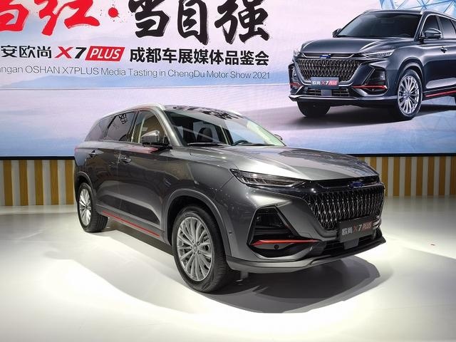 成都车展实拍坦克500、传祺GS8、瑞虎7 PLUS等重磅国产SUV