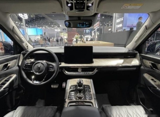 2021广州车展：潮流硬汉SUV，坦克500，开启预售！