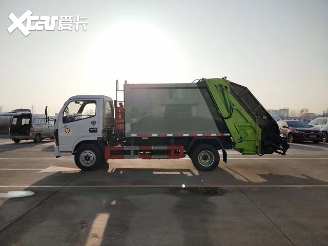 东风6方压缩垃圾车 环卫垃圾压缩车厂家报价
