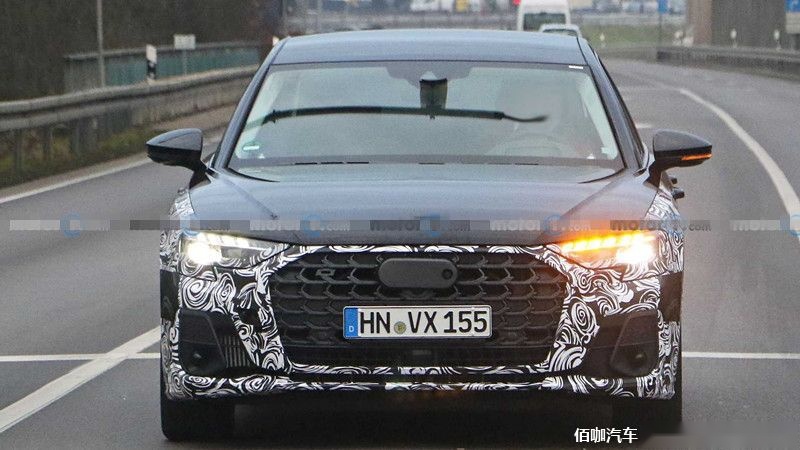 2022-audi-a8-spy-photo (5).jpg