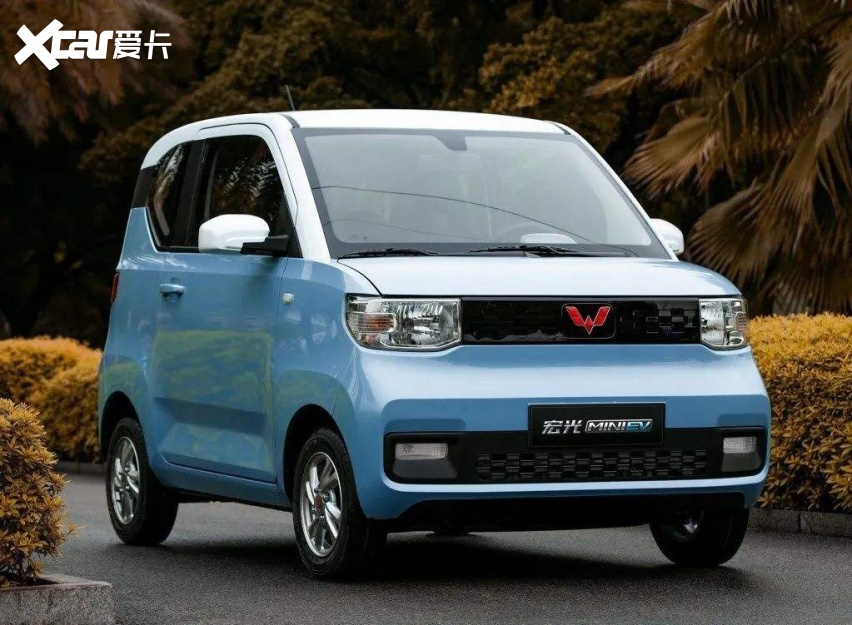 月销超3万台 两个致命缺点 五菱宏光MINI EV你买不买？