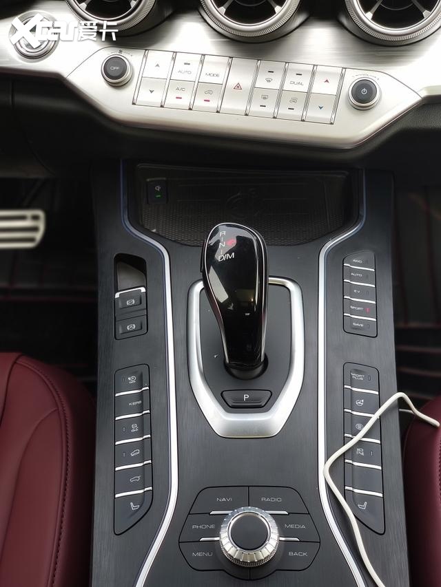 动力、操控当仁不让对手，WEY VV7 PHEV&VV7 GT PHEV双车试驾
