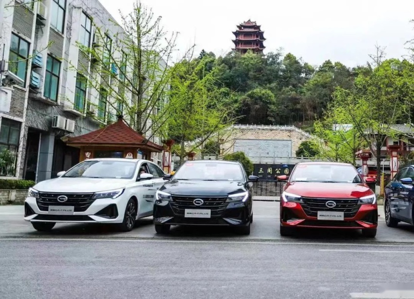 打响“轿车振兴”第一枪，传祺GA4 PLUS胜在一个“值”