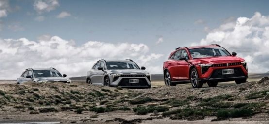 奔腾B70S对比领克02 适合年轻人的两款国产SUV