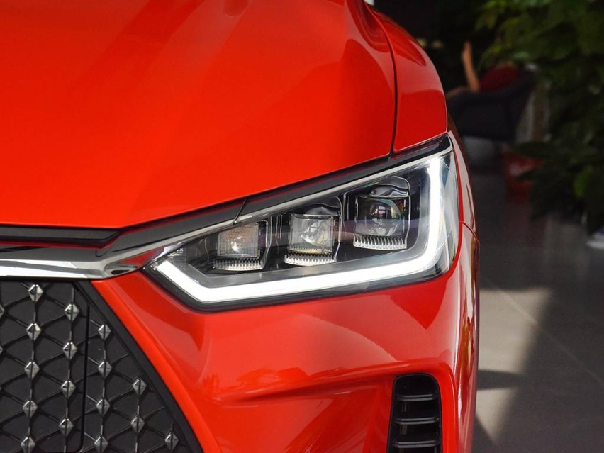 autohomecar__ChsEfF1HjzSAdt4kAAZT6vmdb1o360.jpg