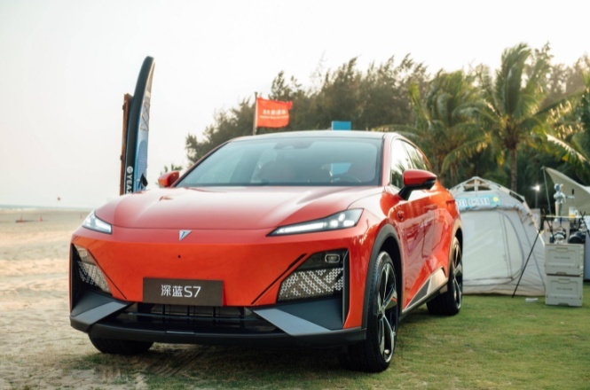 20万级纯电中型SUV,零跑C11、深蓝S7和极狐阿尔法T5怎么选?