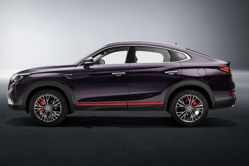 拒绝平庸、活出姿态，抢先试驾2023款长安CS85COUPE