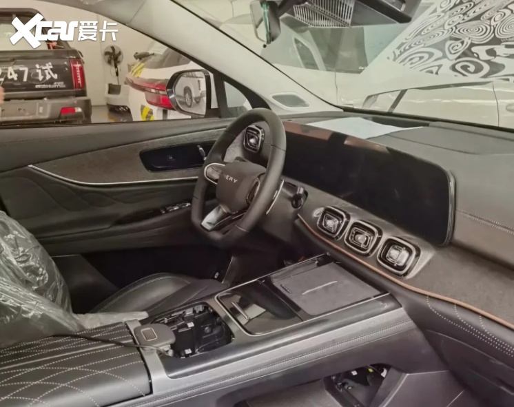 奇瑞T26无伪谍照曝光，采用全新外观更霸气，内饰借鉴瑶光