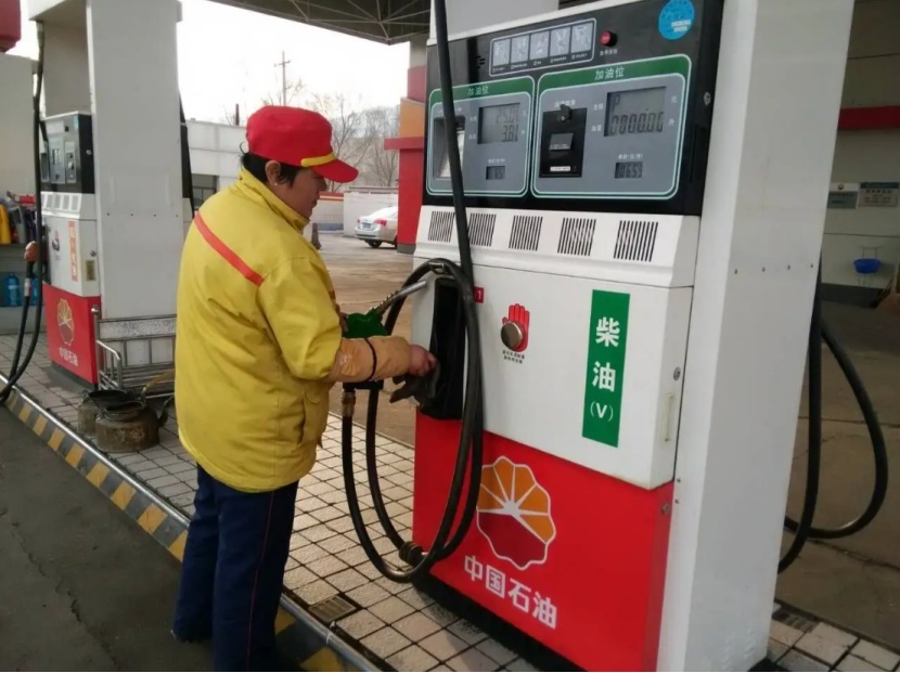 长安汽车2022年将推出36款新车;油价即将大幅下调