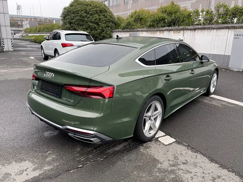 宝马330i，奥迪A5，蔚来ET5T，怎么选？