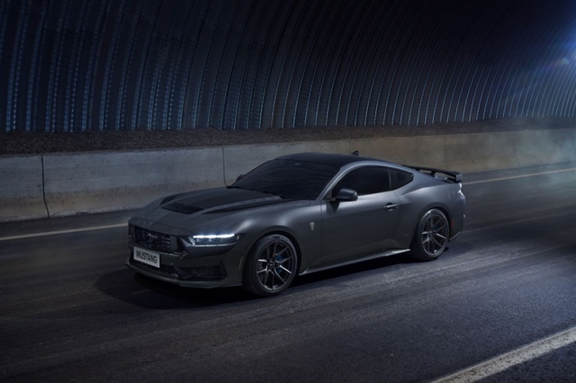 电车当道，Mustang Dark Horse如何完成绝地反击？
