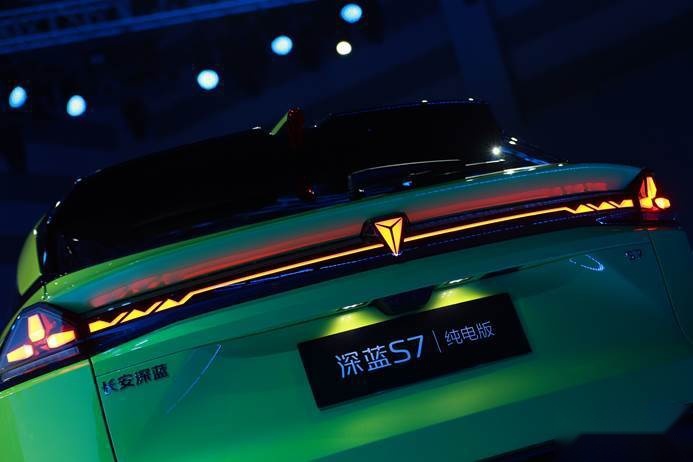 比预售低2万起售，深蓝S7这次有点狠