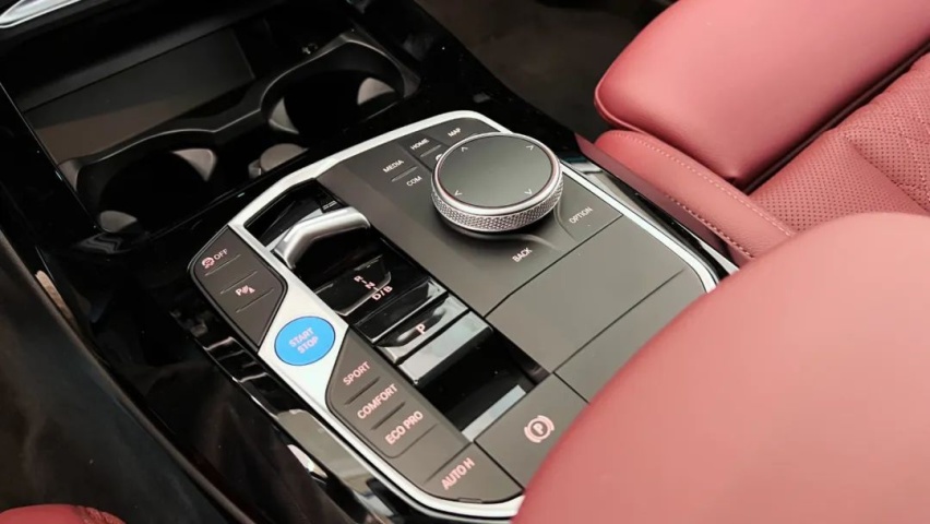 为什么说BMW i超乎想象？深度体验全系车型之后，我找到了答案…