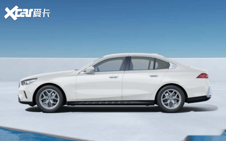 明年初国产！搭载2.0T+8AT，全新宝马5系520i官图发布