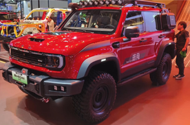 BJ40增程赤兔上海车展上市 周鸿祎现场买车