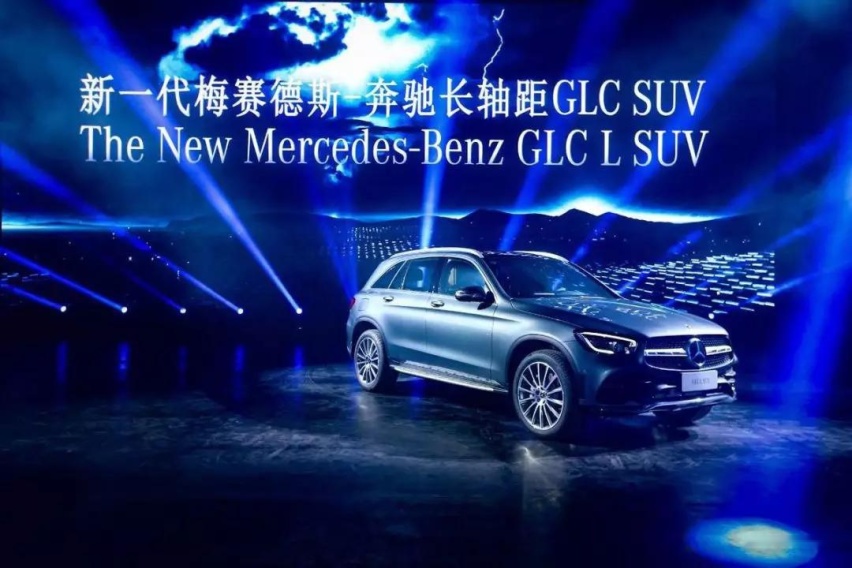 1.5T没来，中期改款的奔驰长轴版GLC新在哪？