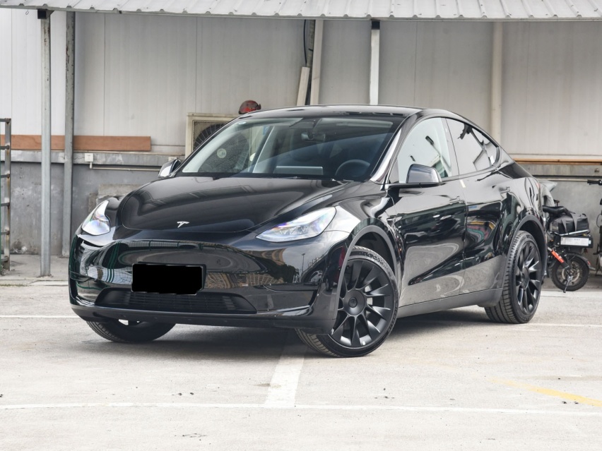 中型豪华SUV该选谁，特斯拉Model Y对比奥迪Q5L