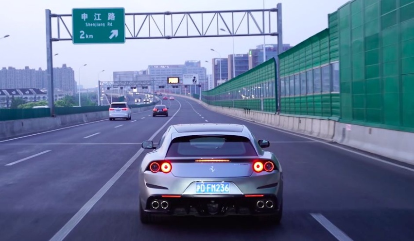 深不可测：约翰王深度试驾法拉利GTC4Lusso T