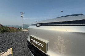 长安启源Q07: 12.98万起，重新定义家庭SUV“超值标杆”！