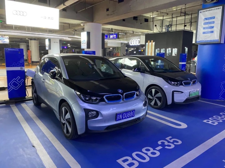 BMW i3 ：回到未来
