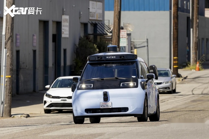 从谷歌小车到极氪Ojai：Waymo的十七年，与Cybercab的正面