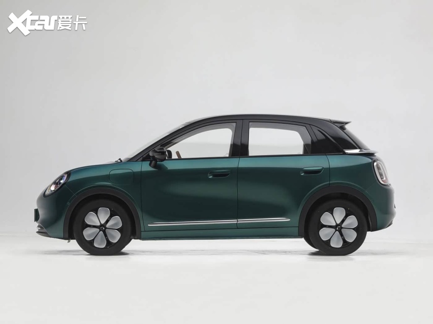 纯电续航最大430km支持33kW对外放电五菱缤果Pro预售(图4)