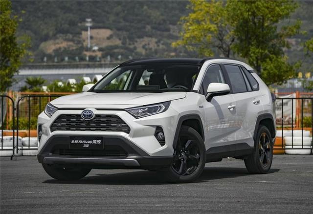 异味大、风噪明显、发动机异响，车主真实评价全新RAV4荣放