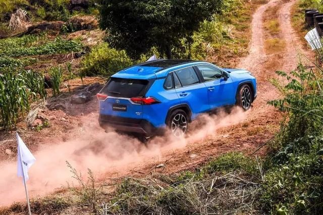 一汽丰田全新RAV4荣放：重返热血年少