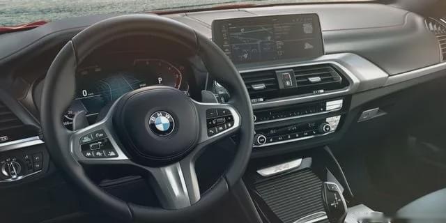 新款宝马X4上市，顶配降价2.9万元