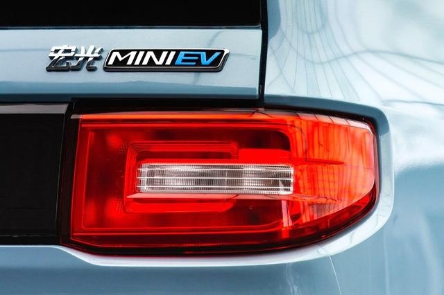 几万块钱能买到什么？五菱宏光MINI EV值吗