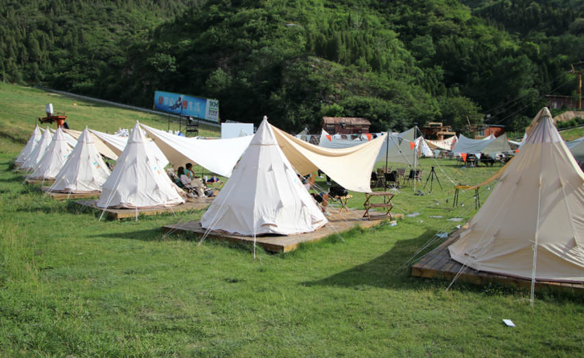 在40°酷热山野搭起帐篷——“追猎”