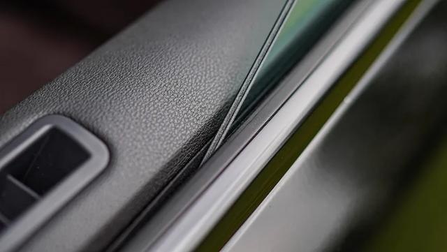 20万如何将科技武装到牙齿？VV7科技版让你刮目相看
