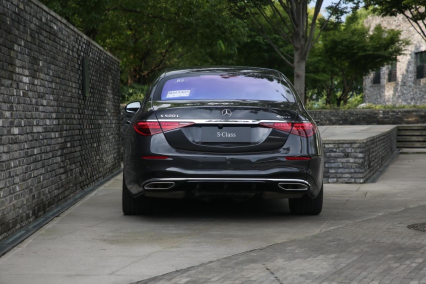 极具舒适的感官盛宴 试驾：奔驰S500L