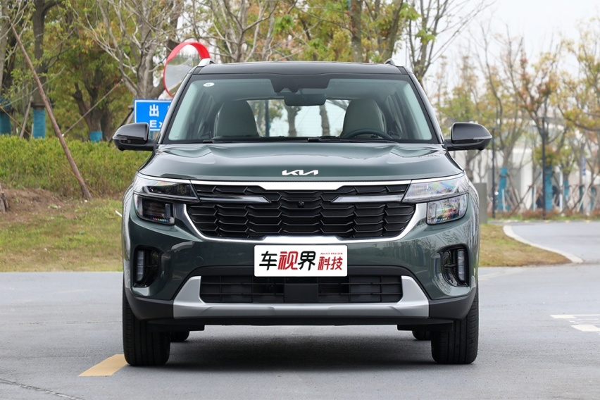 哪吒GT/岚图追光等，盘点上海车展上市新车，全是狠角色