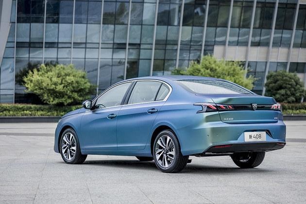 全系1.6T+爱信6AT+6安全气囊，新款标致408配置比老款更厚道？