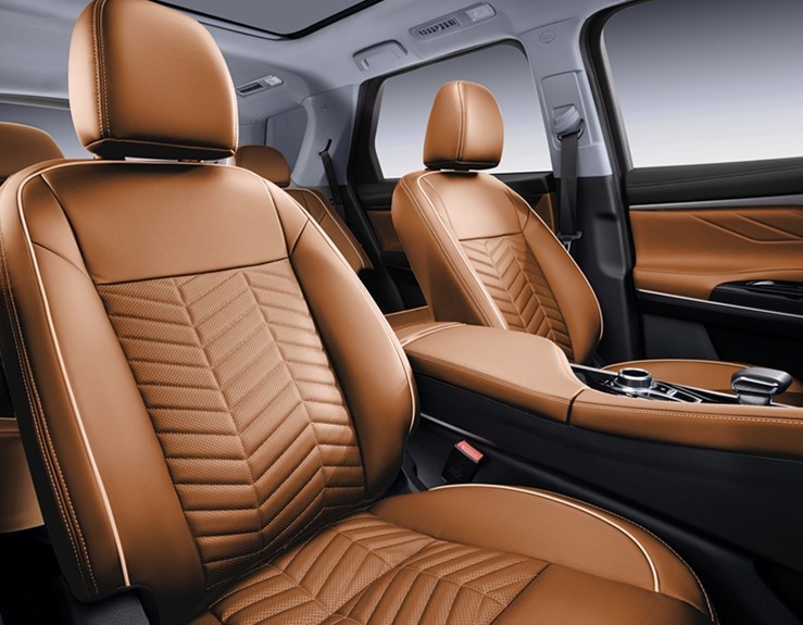 20万大七座SUV 长安CS95PLUS 家庭出行新选择？