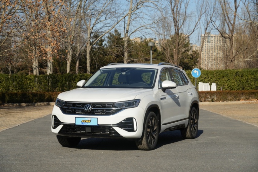 20万级中型合资SUV，探岳、昂科威S、新5008你更中意谁？