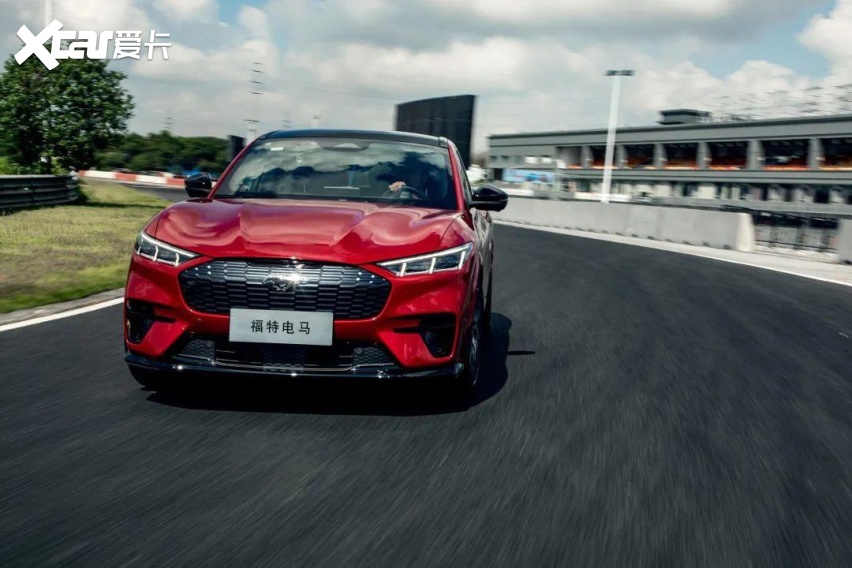它，可能是最适合年轻人的美式Pony Car
