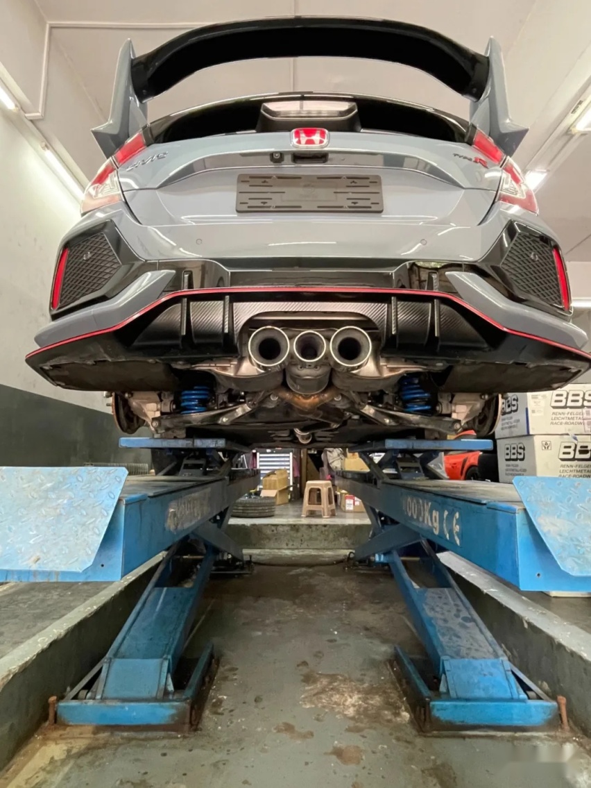 谁敢对保时捷911 GT3竖中指？沈阳车友的百万思域王就是国内天花板