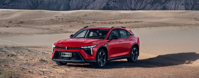 12万买2.0T轿跑SUV 奔腾B70S是个不错的选择